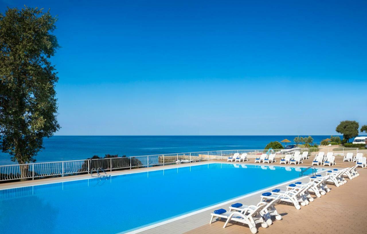Victoria Mobilehome In Solaris Fkk Naturist Camping Resort Poreč Eksteriør billede